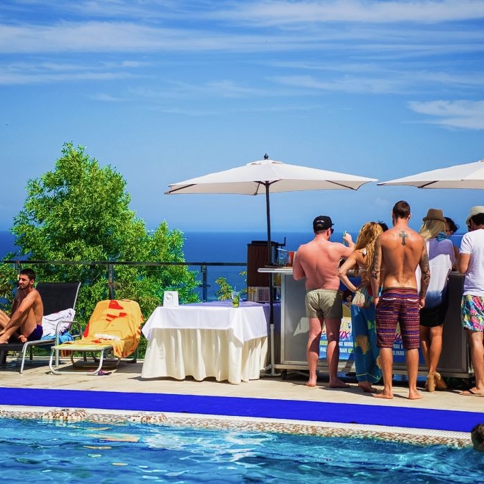 Get Wet Party | Panorama De Luxe