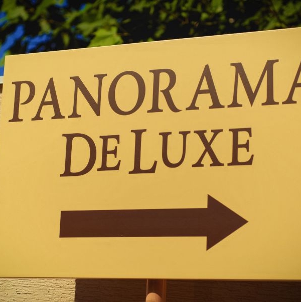 Літній Гешефт | Panorama De Luxe
